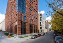 �� Barrin House